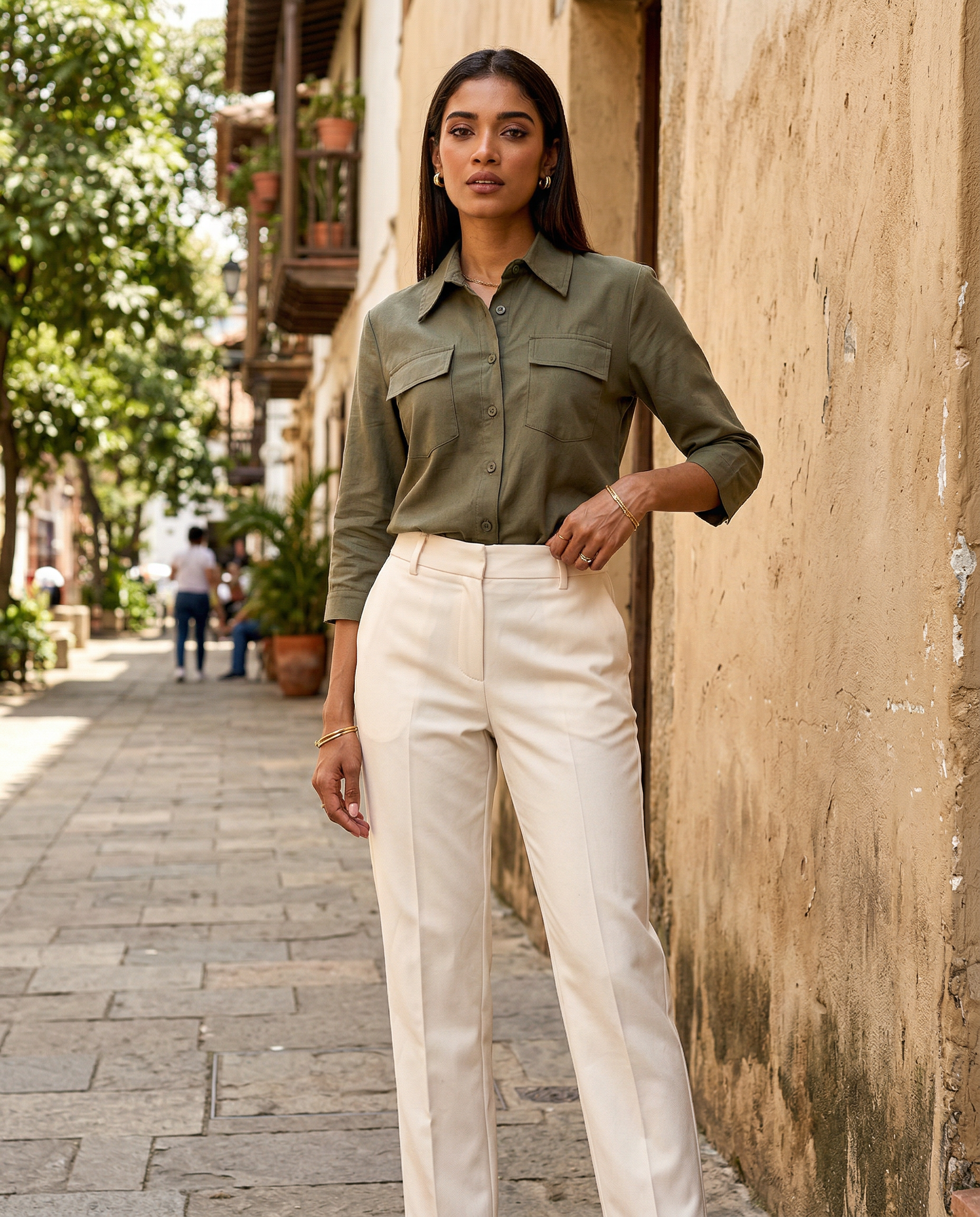 Vista adicional de Blusa Clarissa de YACADI.