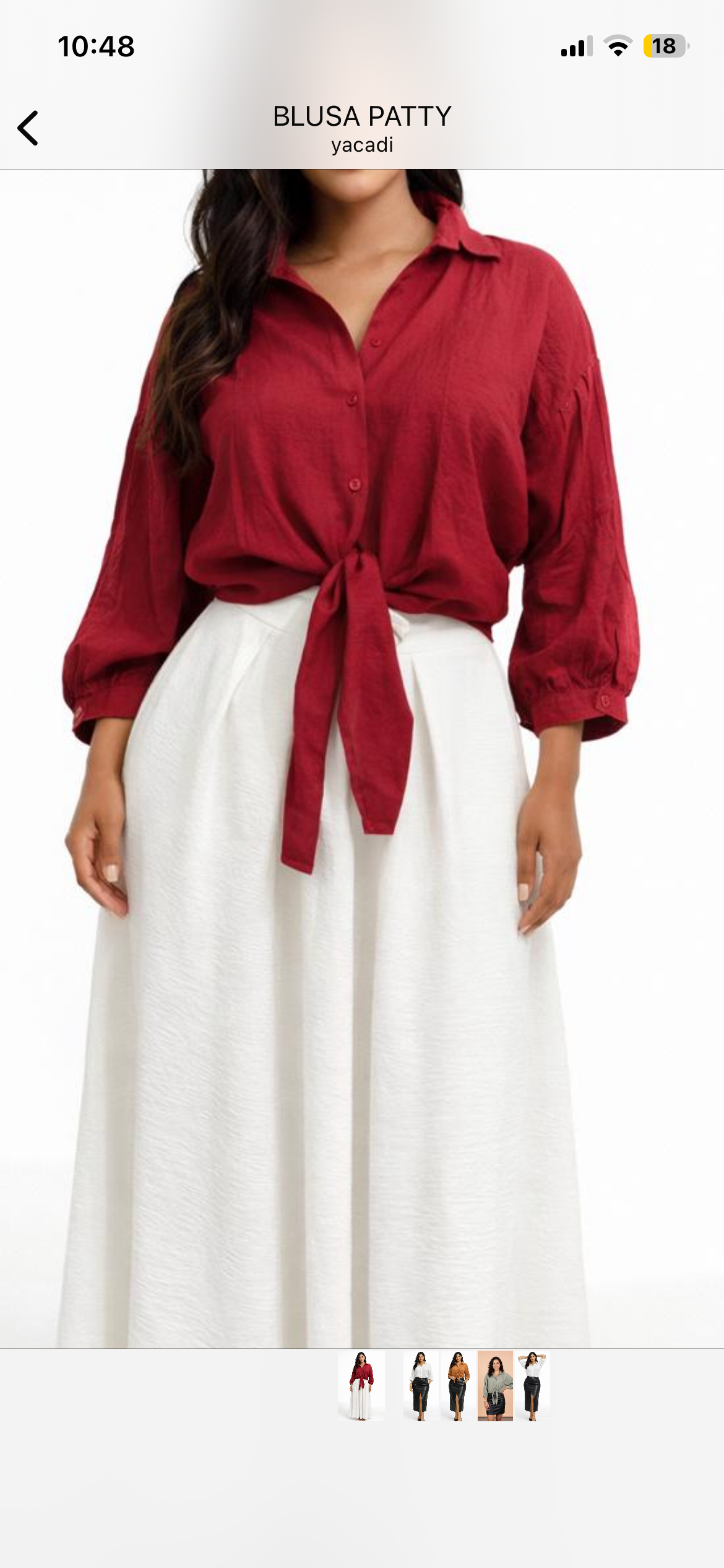 Detalle de Blusa Nata Satin de YACADI.