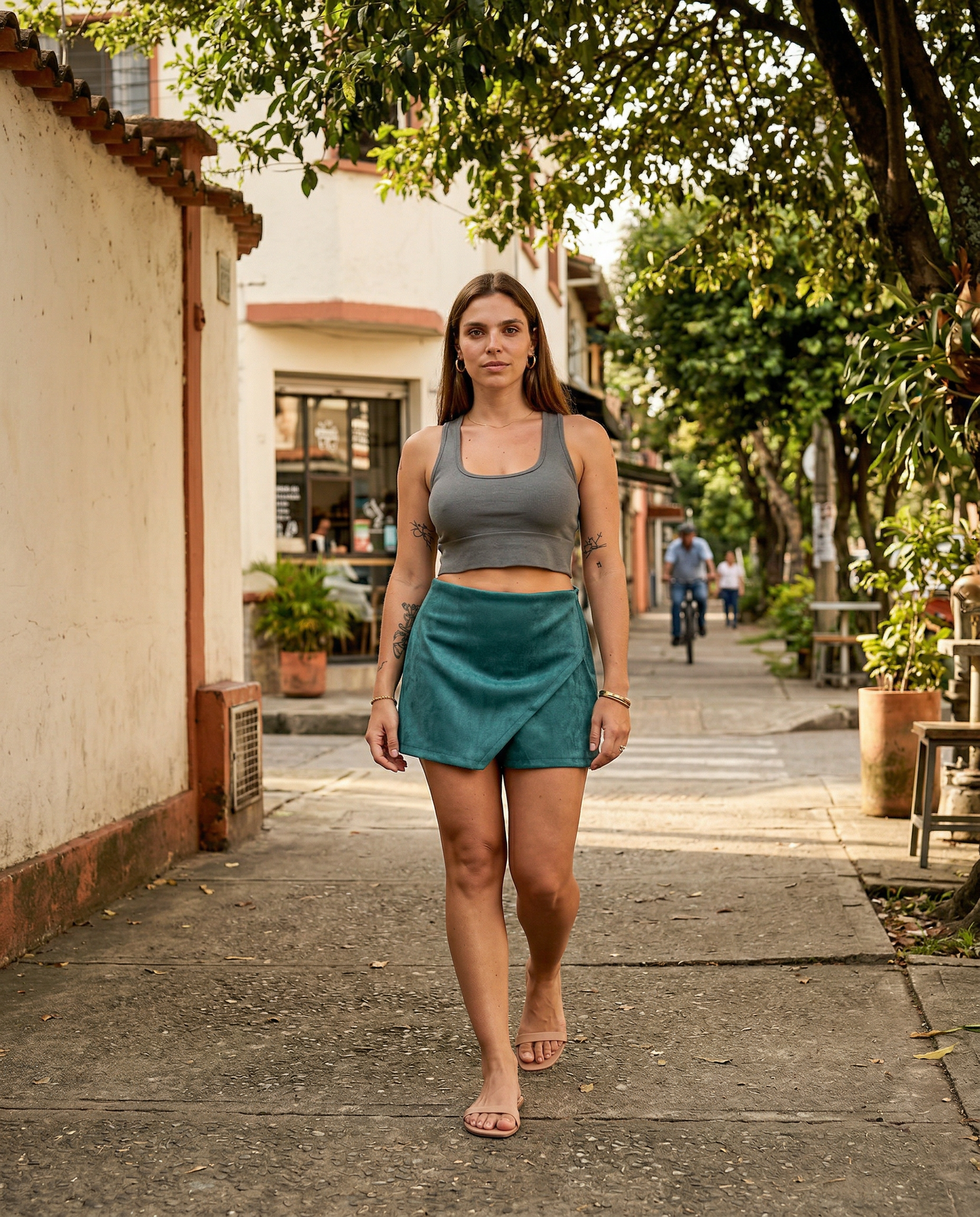 Detalle de Falda Short Lea de YACADI.